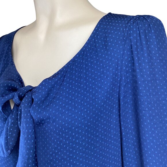 Cabi Top Size Xs Xsmall Navy Blue Knot Bow Tie‎ Neck 3/4 Sleeve Blouse - Picture 4 of 8
